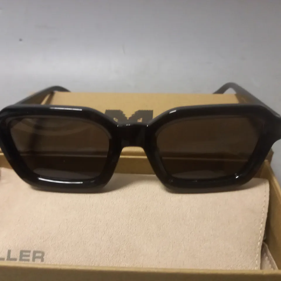 BOXED PAIR OF MELLER BLACK FRAMED GLASSES - NAY3-TUTCAR