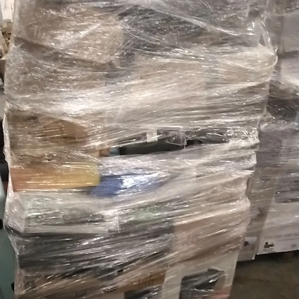 PALLET CONTAINING A LARGE QUANTITY OF ASSORTED HOUSEHOLD GOODS WHICH INCLUDE; AIRFRYERS, PARASOL BASES, PADDED CAMPING CHAIRS, BATH MAT, SUITCASES ETC
