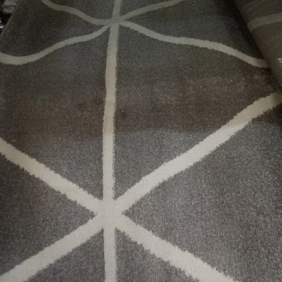 MANZANARES POWER LOOM GREY IVORY RUG - 160 X 220CM