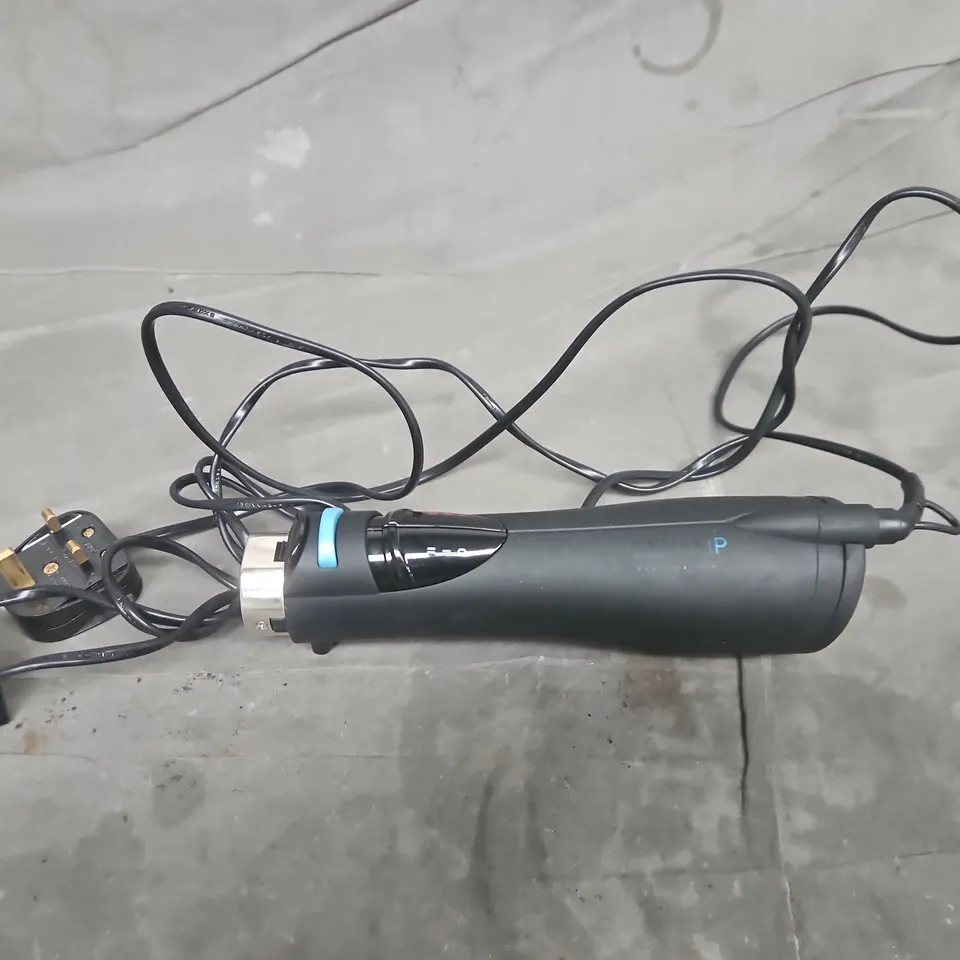 BOXED REVAMP PROGLOSS AIRSTYLE 2-IN-1 BLOW DRY AND STYLE TOOL