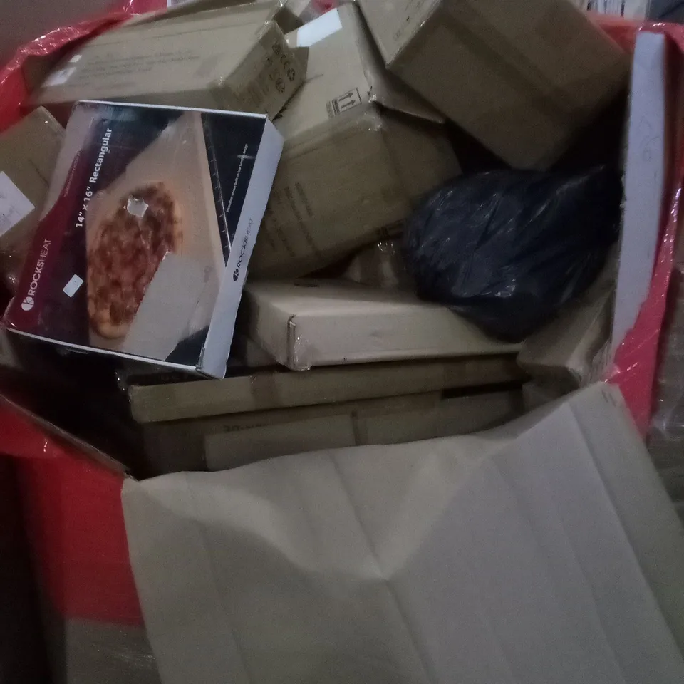 LARGE PALLET OF A SIGNIFICANT QUANTITY OF ASSORTED ITEMS TO INCLUDE ROCKS HEAT PIZZA STONE, HOSE REEL AND STORAGE SYSTEM