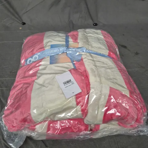 SEALED OODIE OVERSIZED HOODED BLANKET - PINK / CREAM 
