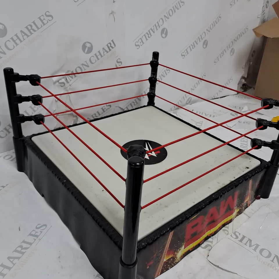 WWE RAW FIGURES AND RING SET 