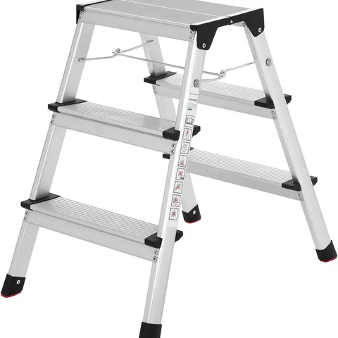 BOXED SONGMICS LADDER, 3 STEP LADDER