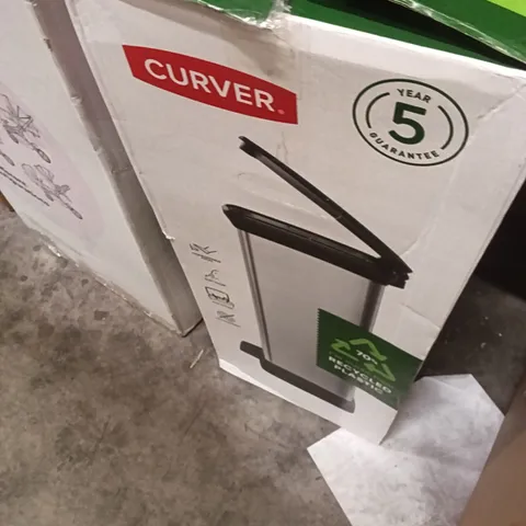 BOXED CURVER - 50L BIN 