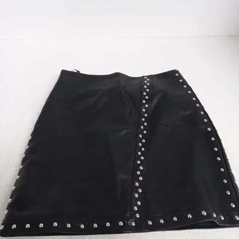 MORGAN DE TOI LEATHER SKIRT – (EU 36), BLACK WITH STUDDED TRIM