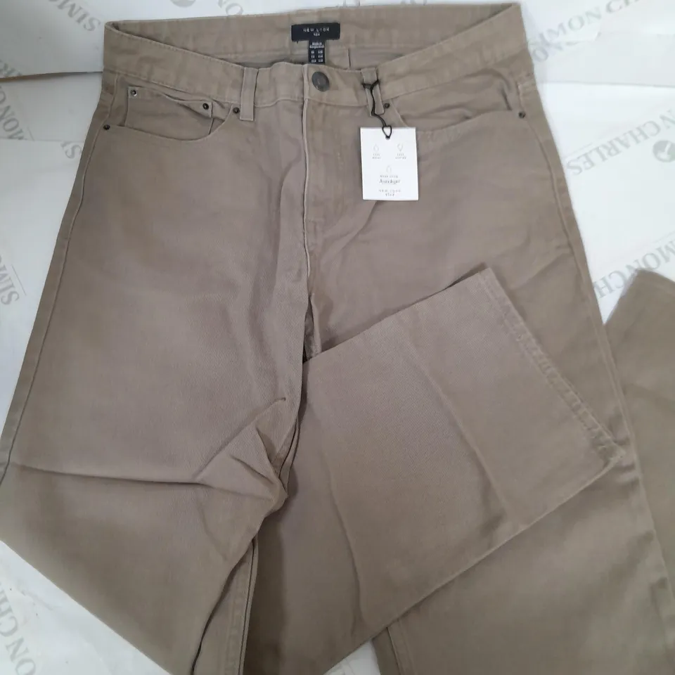 NEW LOOK MEN POCKET STRAIGHT JEANS - UK 32R