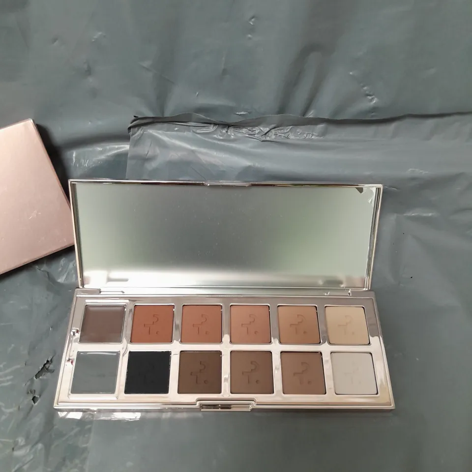 PATRICK TA MAJOR DIMENTION III MATTE EYESHADOW PALETTE