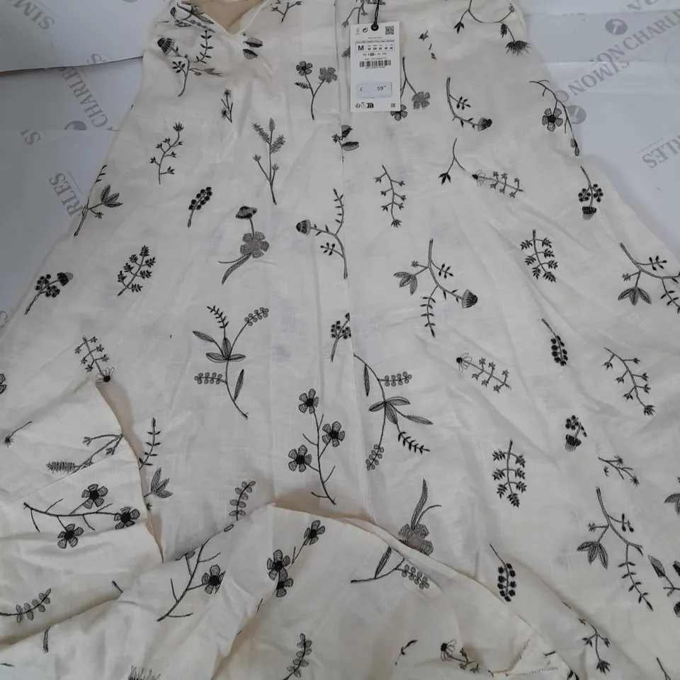 ZARA CREAM FLORAL MAXI SKIRT - UK M