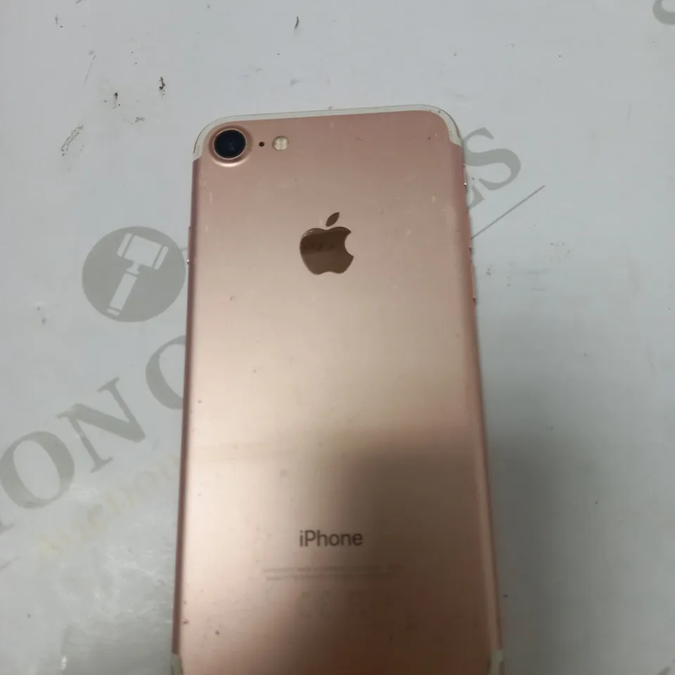 APPLE IPHONE 7