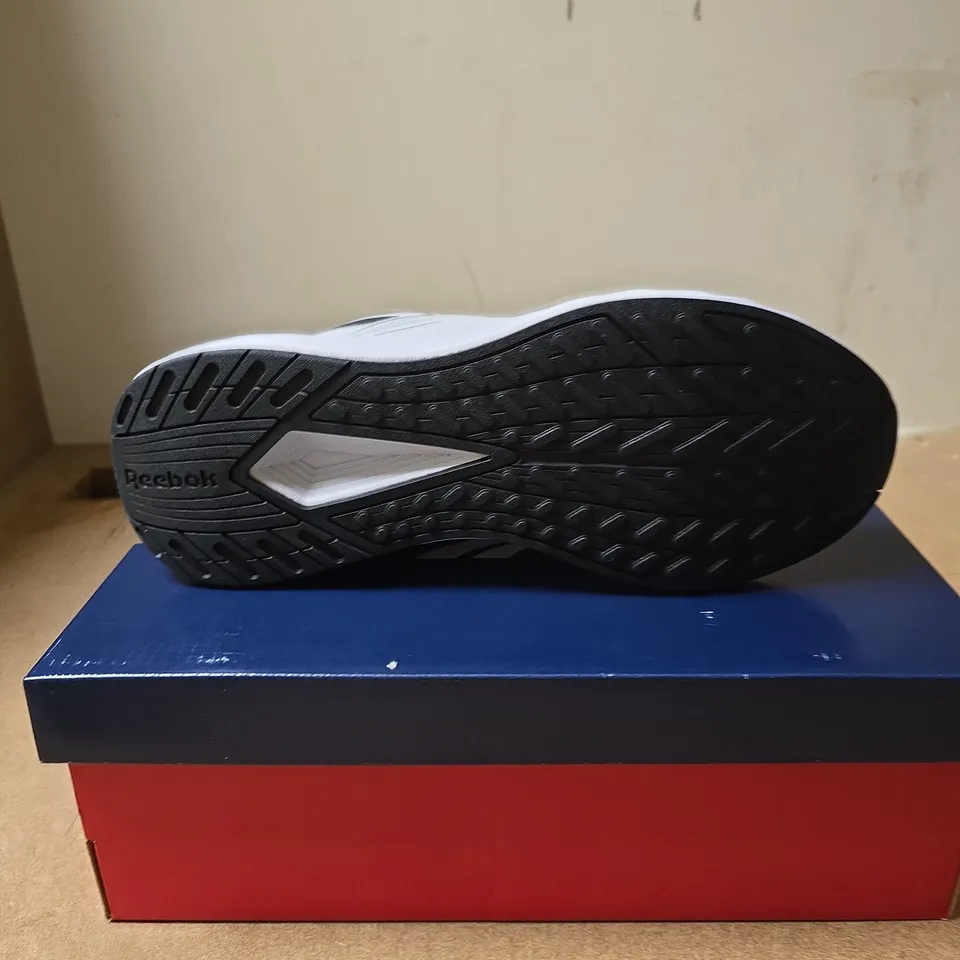 REEBOK VERSE MEN’S RUNNING SHOES – UK 8.5
