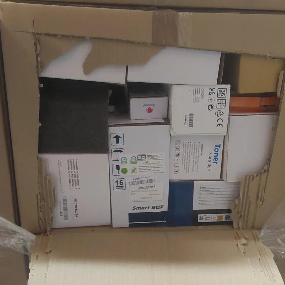 PALLET CONTAINING A VERY LARGE QUANTITY OF PRINTER CARTRIDGES