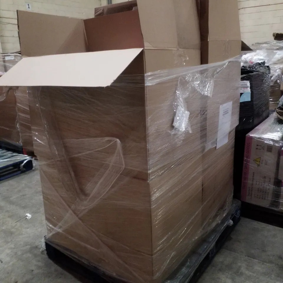 PALLET CONTAINING ASSORTED CHILDRENS BOOKS 