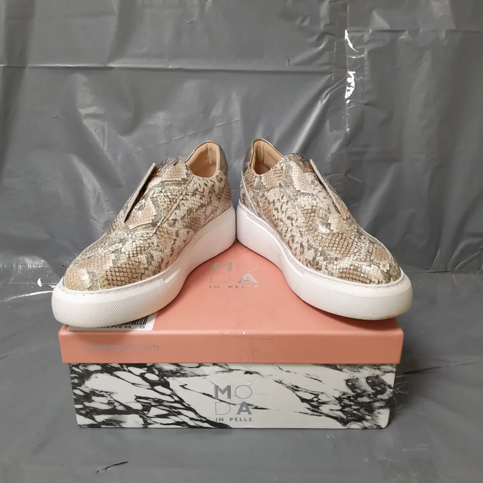 MODA IN PELLE ALTHEA SNAKE PRINT LEATHER TRAINERS GOLD SIZE 6