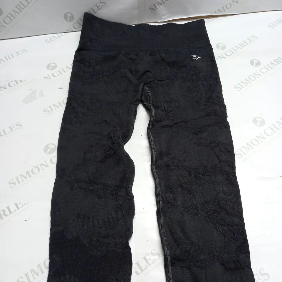 GYMSHARK BLACK STRECH LEGGINGS IN BLACK - SIZE UNSPECIFED