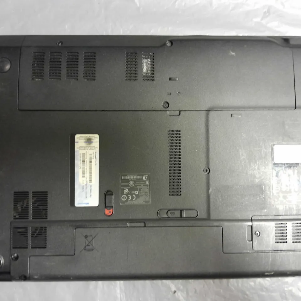 ACER TRAVEL MATE 5742 SERIES PEW51 IN BLACK 