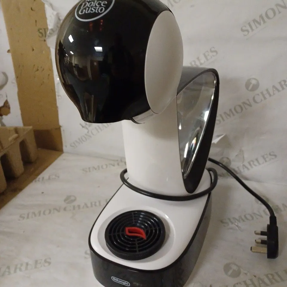 DELONGHI NESCAFÉ DOLCE GUSTO COFFEE MACHINE