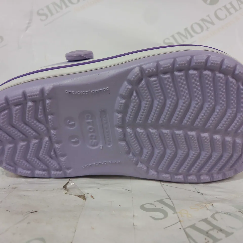 BOXED PAIR OF CROCS IN LILAC SIZE J1