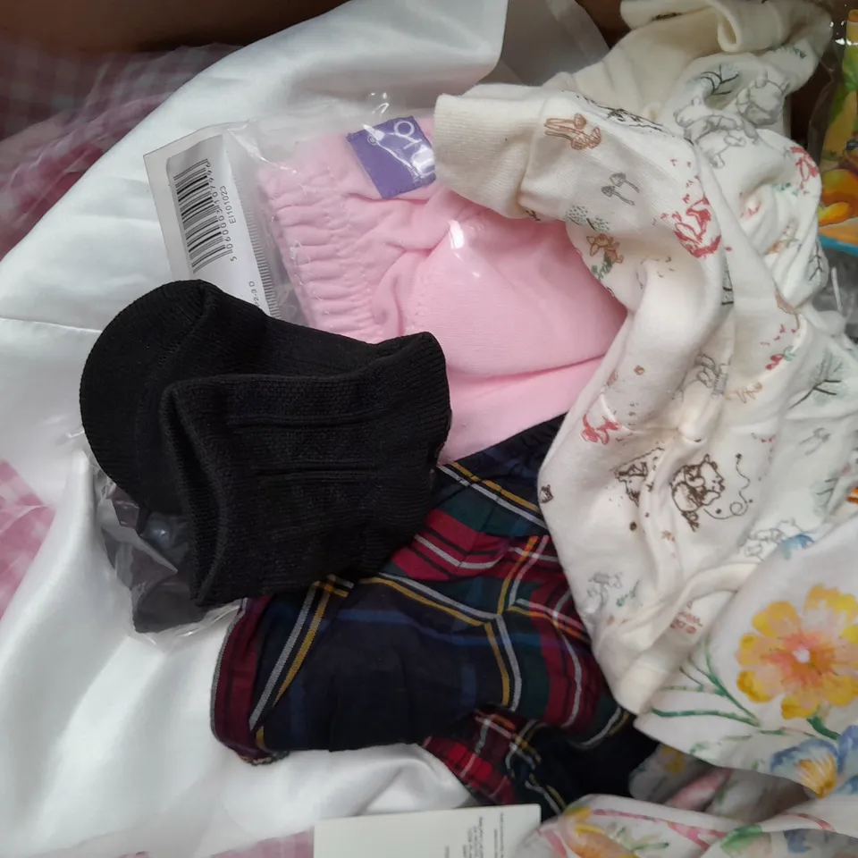 BOX OF APPROXIMATELY 15 ASSORTED KIDS CLOTHING ITEMS IN VARIOUS STYLES, SIZES, AND COLOURS FROM 0 - 5 YEARS