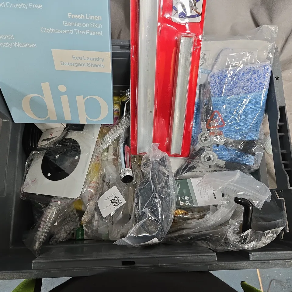 Dip Eco Laundry Detergent Sheets – Fresh Linen (Boxed) with Assorted Cleaning Items in Crate