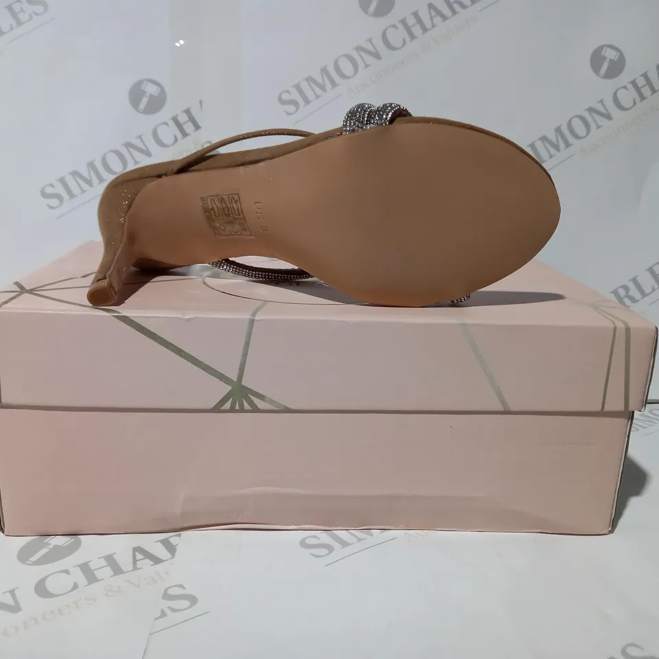 BOXED PAIR OF ESSEX GLAM OPEN TOE HEELED SANDALS IN ROSE GOLD COLOUR W. JEWEL EFFECT UK SIZE 3