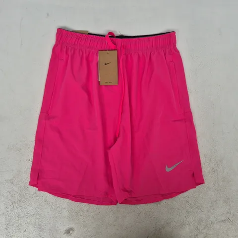NIKE MEN'S STANDARD FIT 5" LENGTH SHORTS IN PINK SIZE MEDIUM