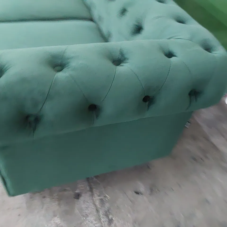 DESIGNER THREE SEATER CHESTERFIELD SOFA PLUSH GREEN FABRIC 