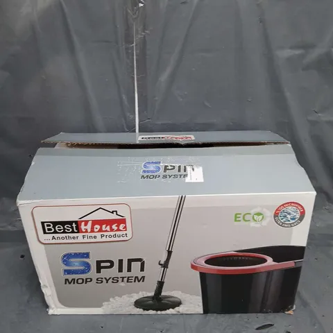 BOXED SPIN MOP SYSTEM IN BLACK/RED