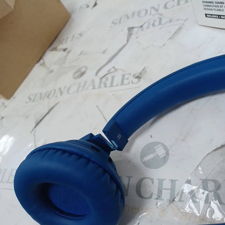 BOXED WEZC WIRELESS ON EAR HEADPHONES