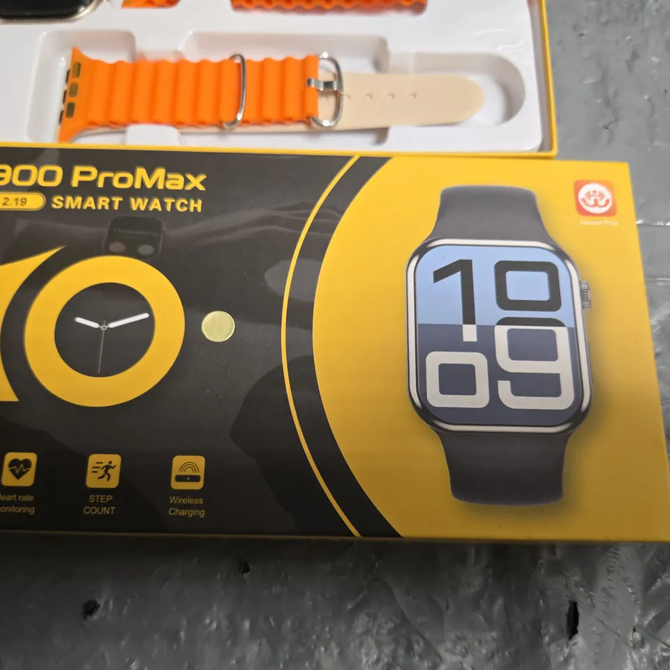 C900 PROMAX SMART WATCH – BOXED WITH ORANGE STRAP SET (2.19 INCH DISPLAY)