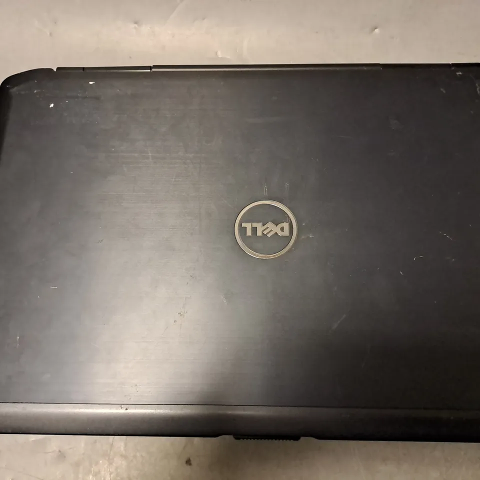 DELL LATITUDE E5530 LAPTOP