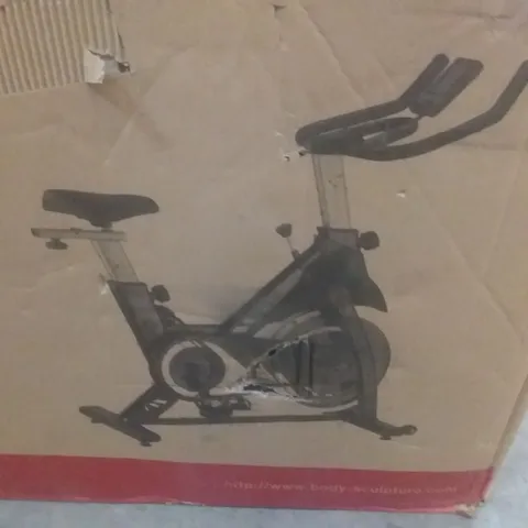 BOXED PRO RACING STUDIO BIKE 18KG FLYWHEEL