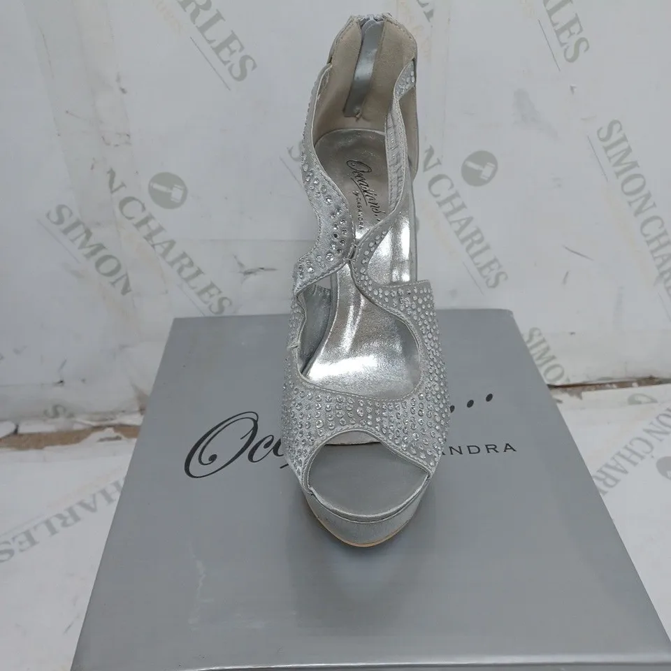 LOT OF 14 PAIRS OF OCCASIONS BY CASANDRA LADIES SHOES