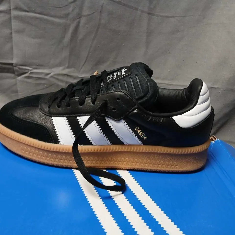 ADIDAS SAMBA XLG SNEAKERS – BLACK/WHITE, UK 7