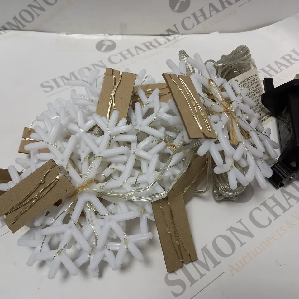 BOXED JOHN LEWIS INDOOR SNOWFLAKE LIGHTS WITH TIMER ICE WHIOTE LED