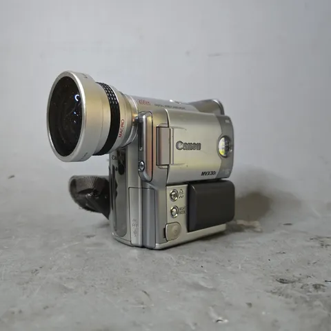 CANON MVX30I DIGITAL CAMERA