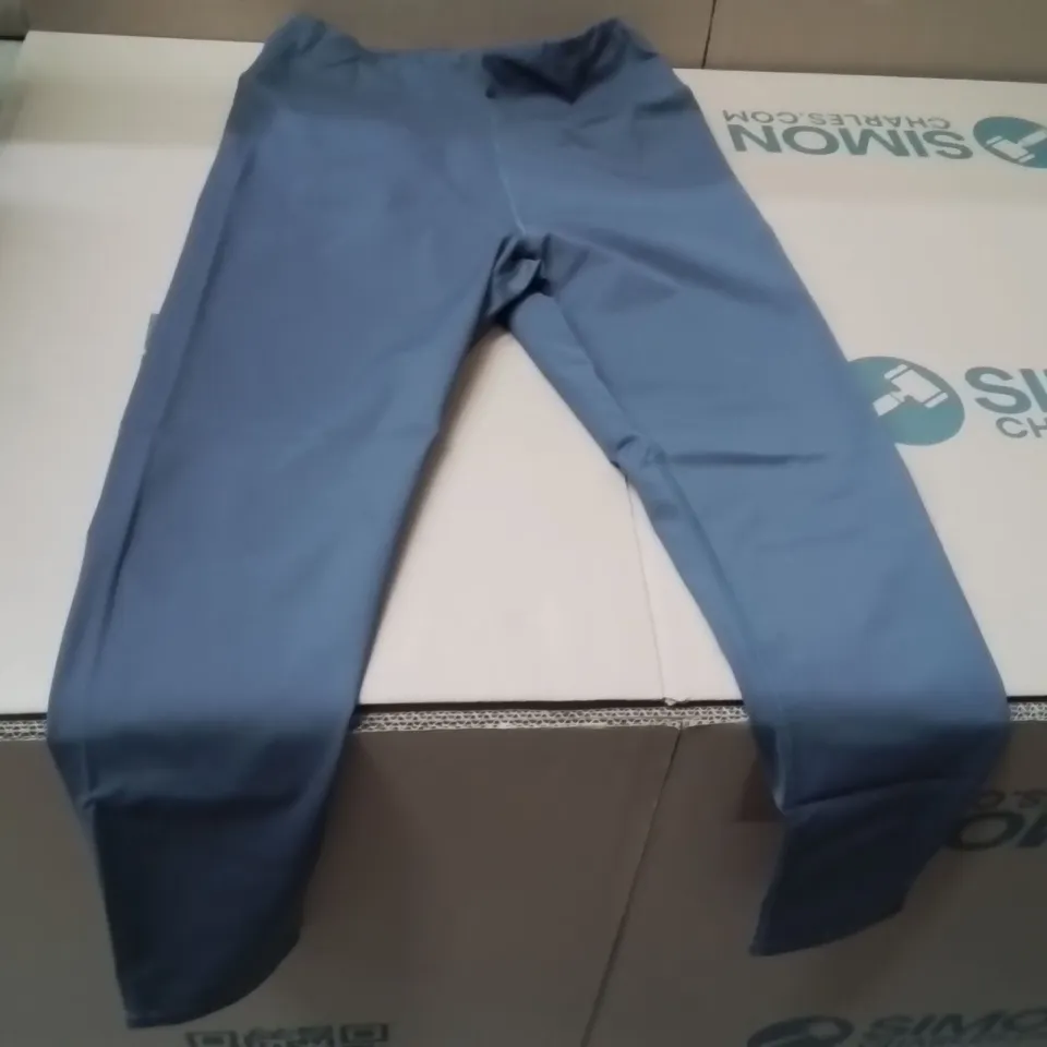 BOXED BRAND NEW APPROXIMATELY 14 ANTHOLOGY ATHLEISURE LEGGINGS CHARCOAL SIZE 16