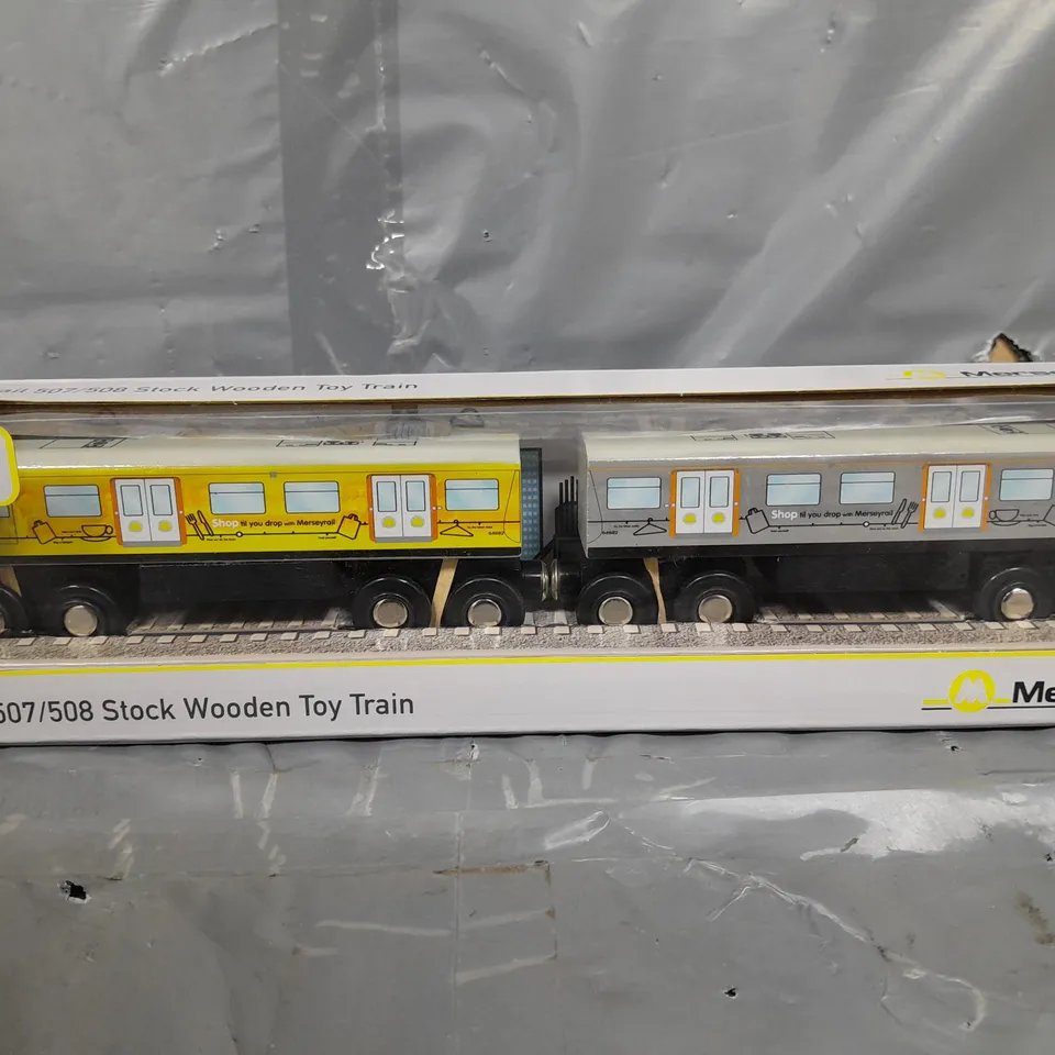 THE LONDON TOY COMPANY - MERSEYRAIL 507/508 STOCK WOODEN TOY TRAIN