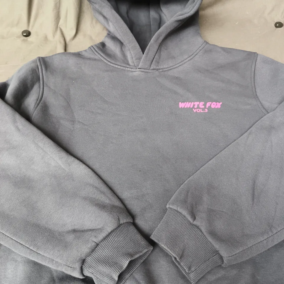 WHITE FOX CASUAL HOODIE - SIZE XL
