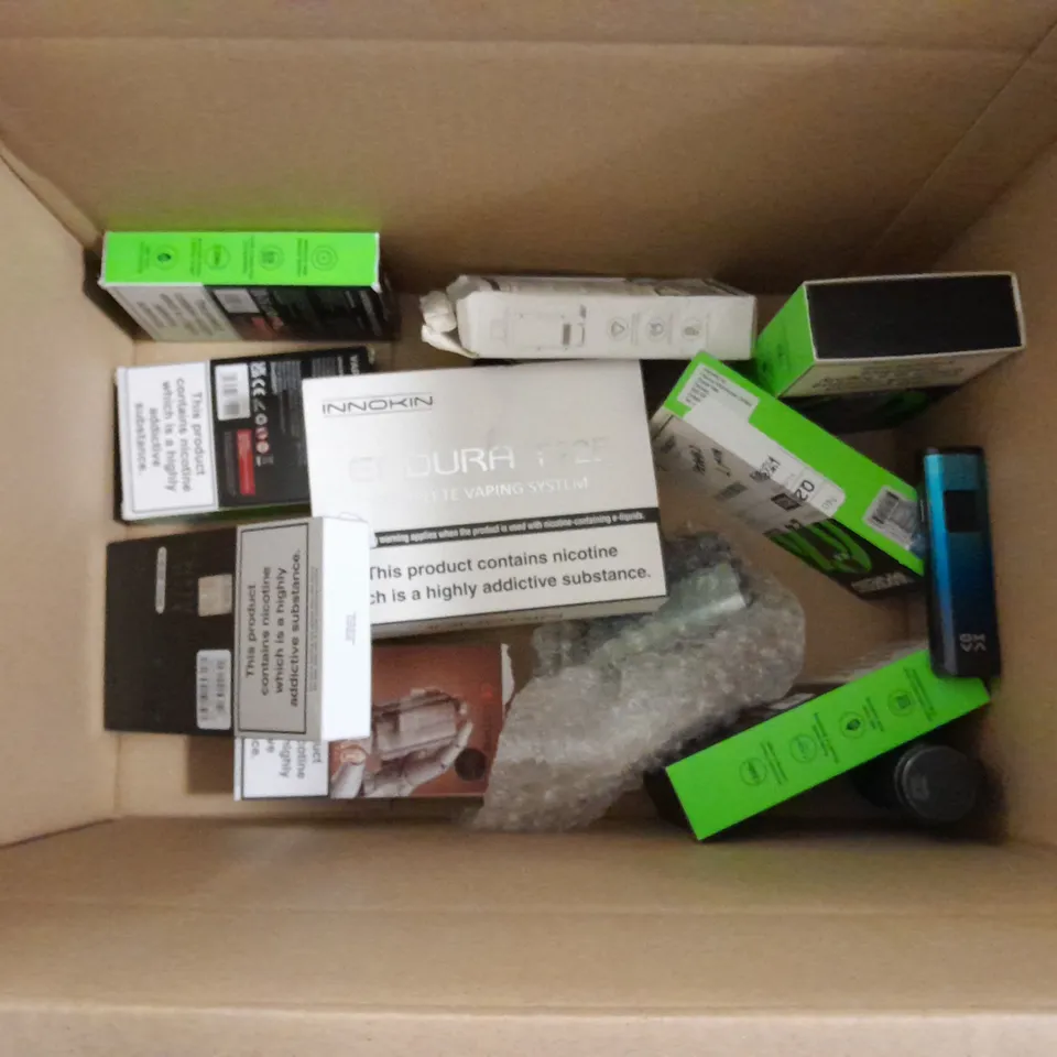APPROXIMATELY 10 ASSORTED E-CIGS & VAPES TO INCLUDE INNOKIN ENDURA T22E, OXVA XLIM PRO, ASPIRE GOTEK X, ETC