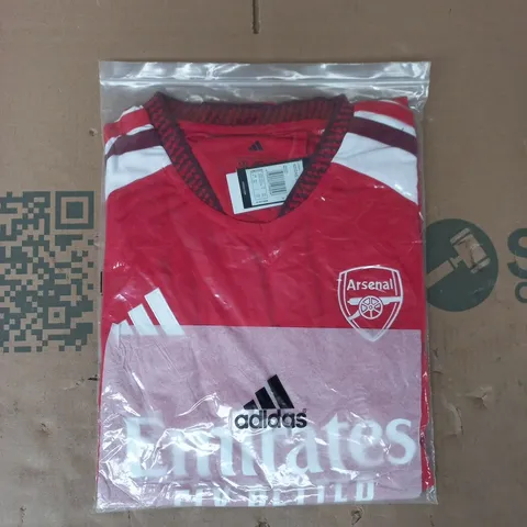 BAGGED ADIDAS ARSENAL FOOTBALL JERSEY IN RED SIZE 4XL