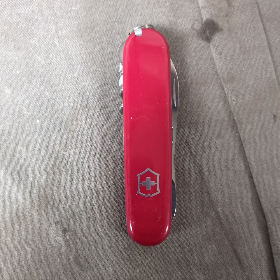 VICTORINOX RED SWISS ARMY KNIFE – MULTI-TOOL