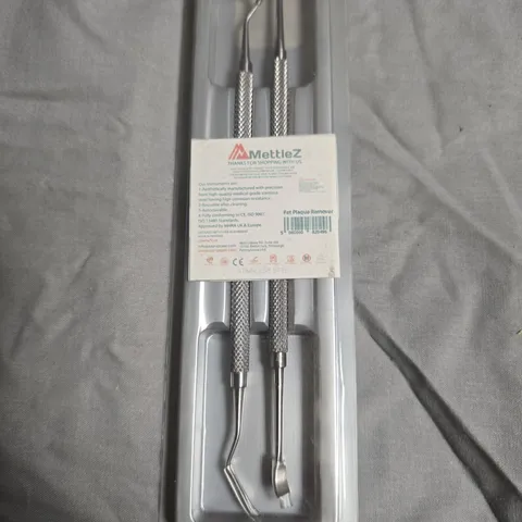 APPROXIMATELY 10 PET PLAQUE REMOVER DENTAL INSTRUMENT SET – STAINLESS STEEL 