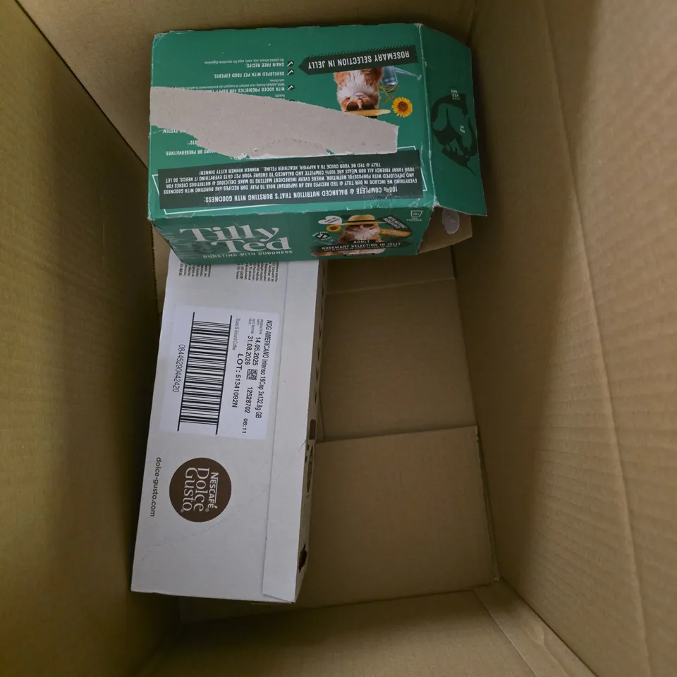 BOX OF APPROXIMATELY 6 ASSORTED FOOD ITEMS TO INCLUDE - CLOTTED CREAM COLLECTION , NESCAFE CAPPUCCINO ETC