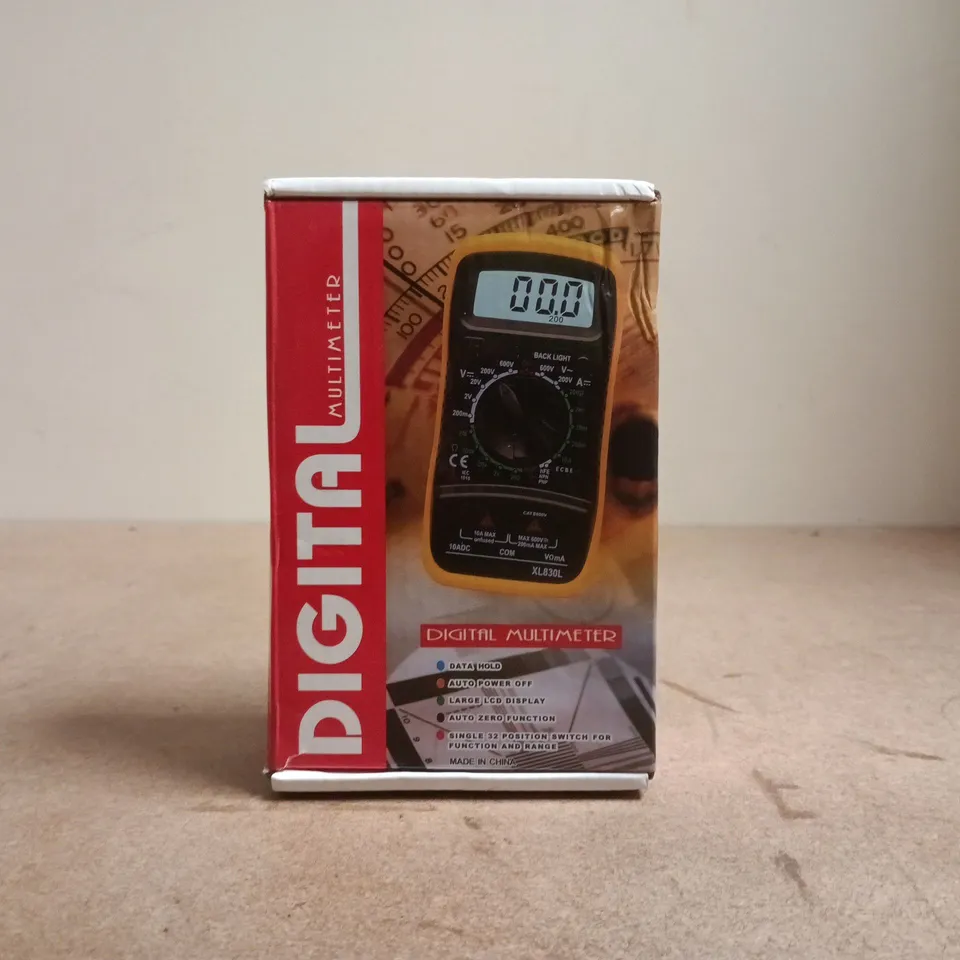 BOXED DIGITAL MULTIMETER