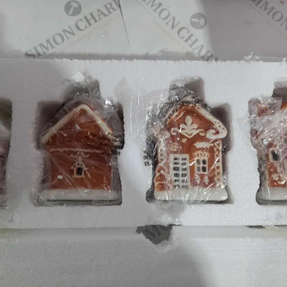 SET OF 4 PRELIT GINGER BREAD HOUSES