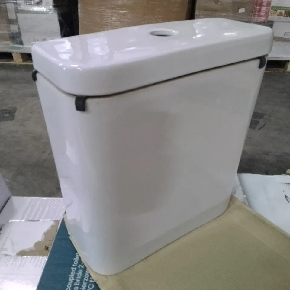 CUR CLOSE COUPLED CISTERN - WHITE