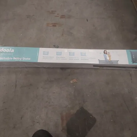 BOXED KIDOOLA RETRACTABLE SAFETY GATE