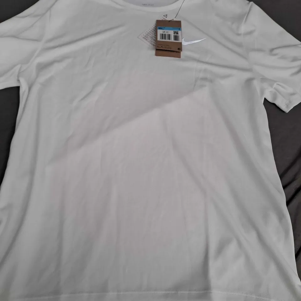 NIKE RUNNING MENS TOP IN WHITE - MEDIUM
