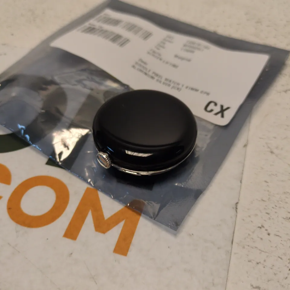 GOOGLE PIXEL WATCH 1 41MM GPS ALUMINIUM SILVER SCREEN IS LIFTING 